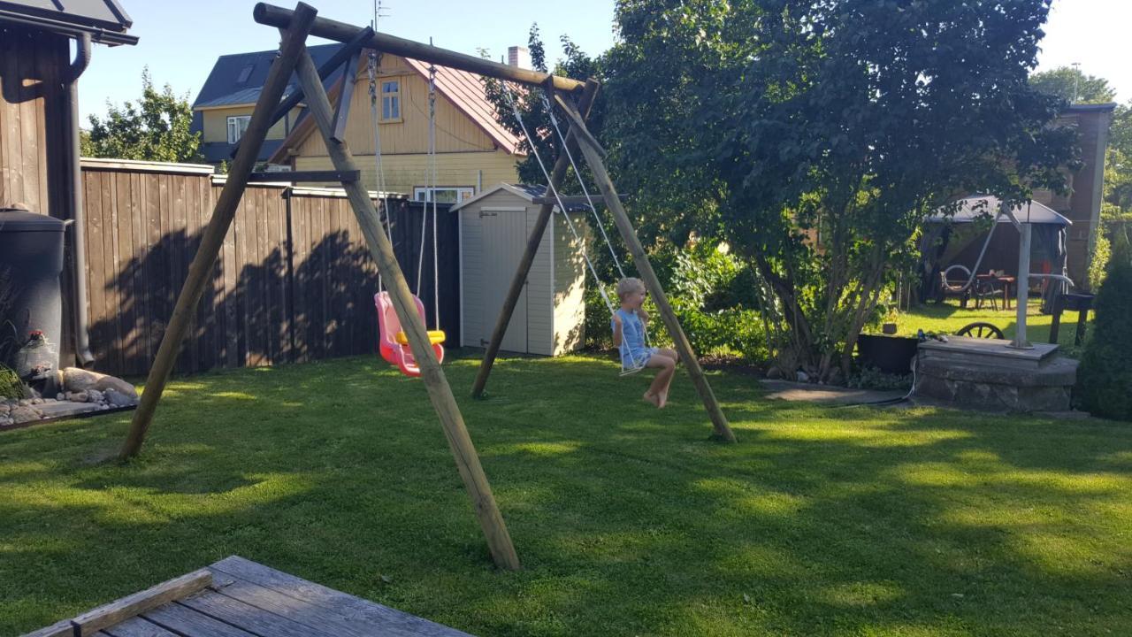 Kuressaare Family&Garden Apartments Exterior foto